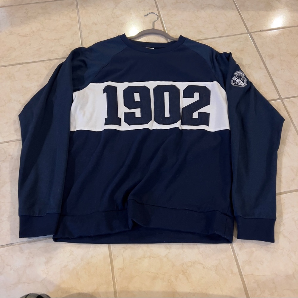 Adidas original Longsleeve crewneck